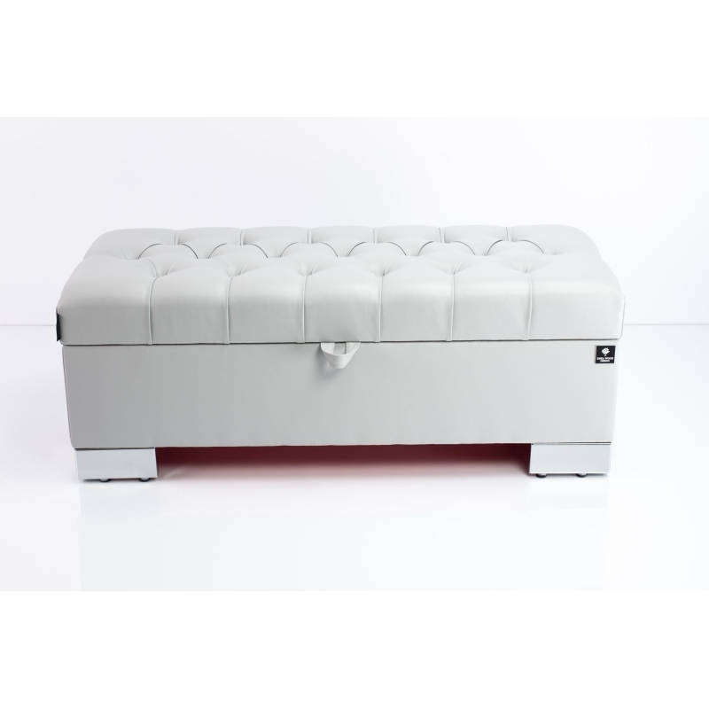 Tufted Storage Bench